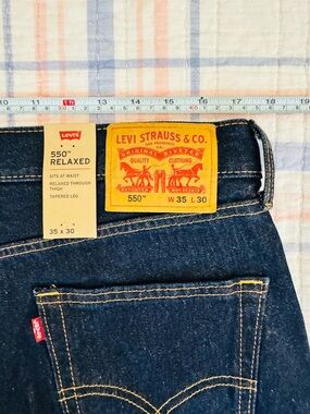 Levi's 550 Men's Relaxed Fit dark rinse Blue Jeans